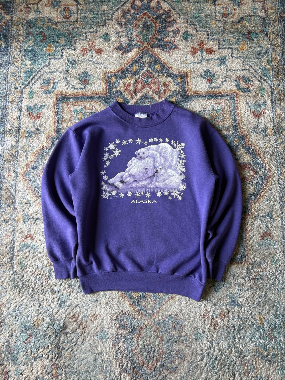 Vintage Alaska Polar Bears Crewneck Small
